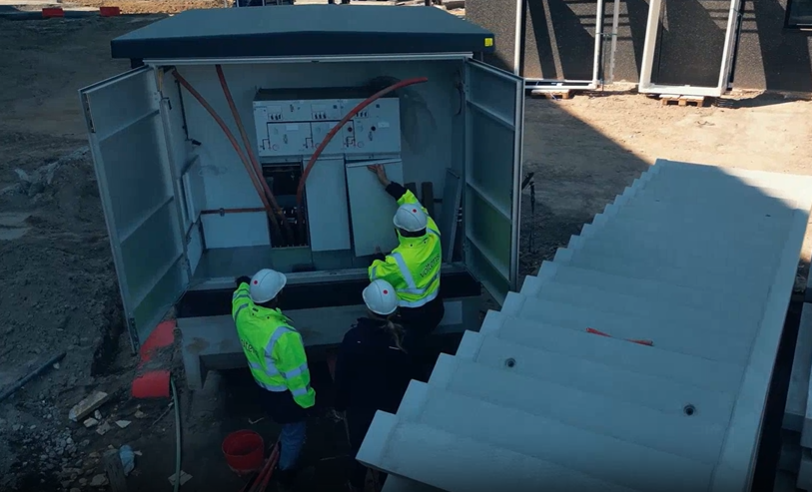 Voltens verzorgt middenspanningsinstallaties bij DSV in Moerdijk (video)